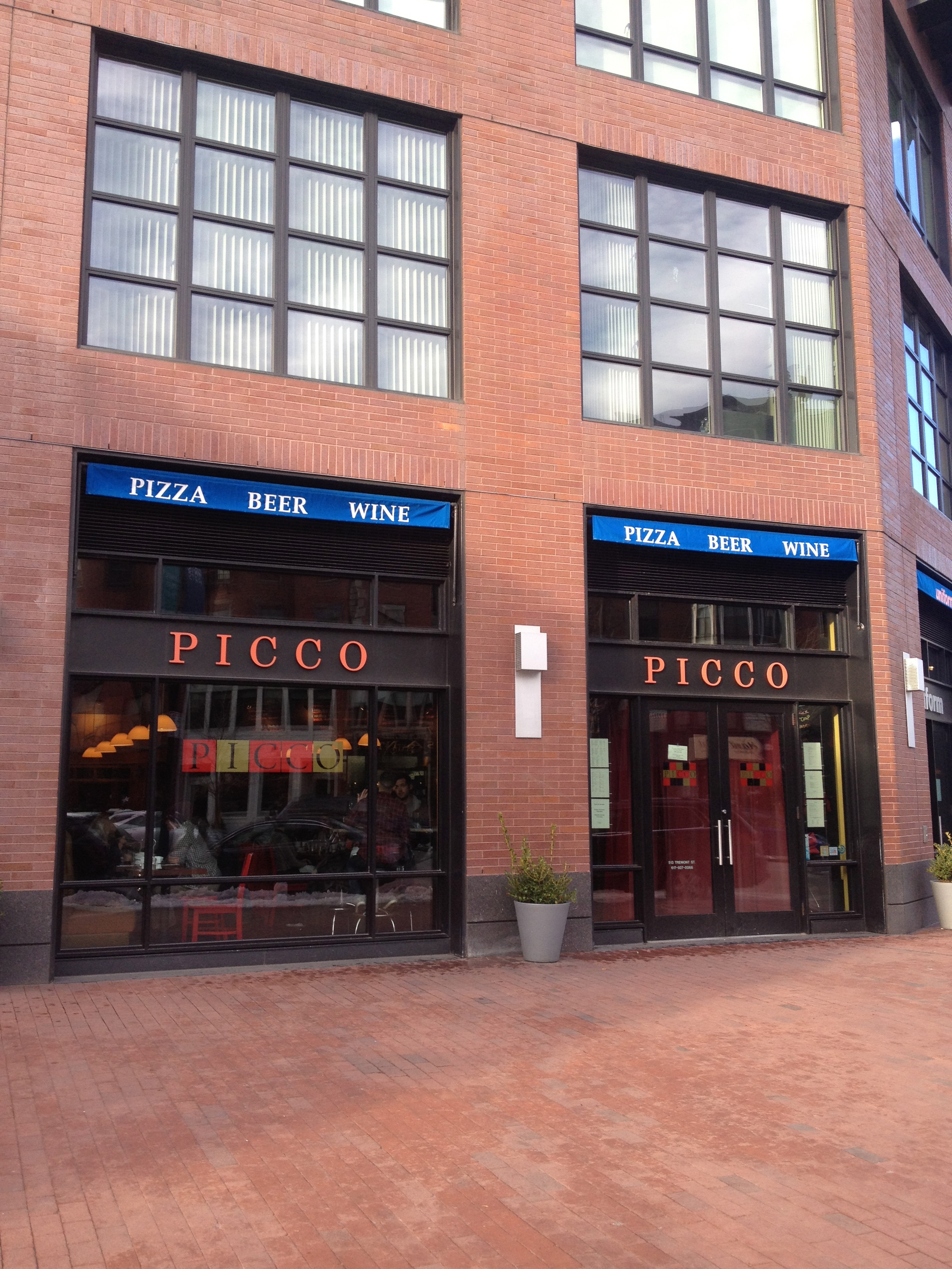 Picco Restaurant in Boston